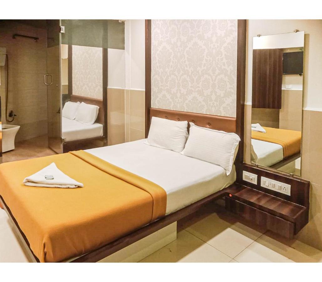 Gurukripa Nx Lodging By Wb Inn Thane Exterior photo